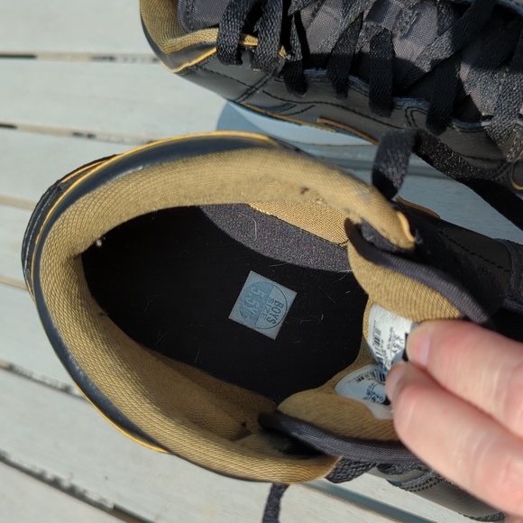 Nike Jordan Retro 1 5.5Y/7W - Picture 9 of 11